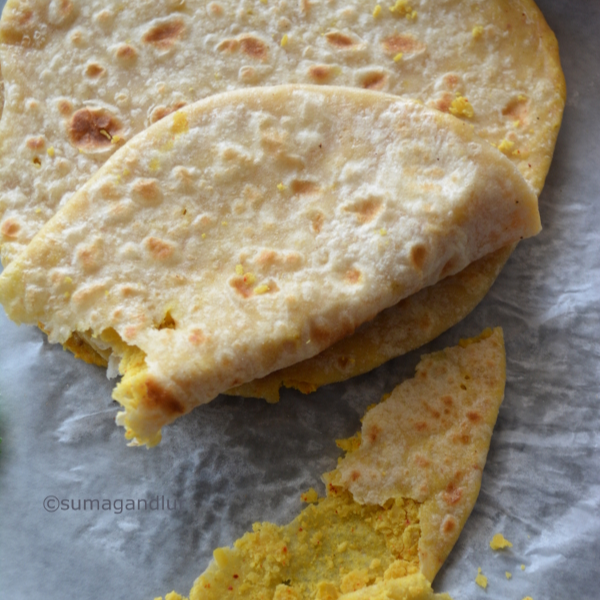 Roti with split peas